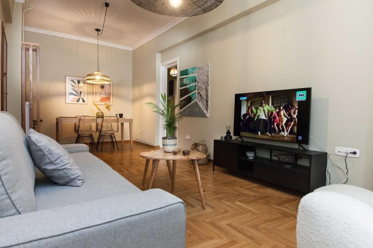 Pagrati Urban Oasis Getaway 2Bd Apt With Balcony Atina Dış mekan fotoğraf